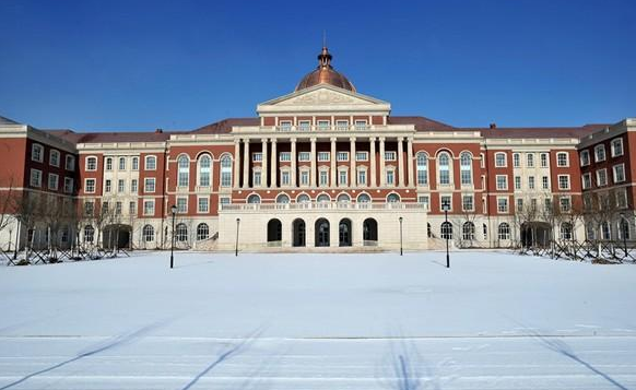 �Ӱ���Ͽҽҩ�ߵ�ר��ѧУ